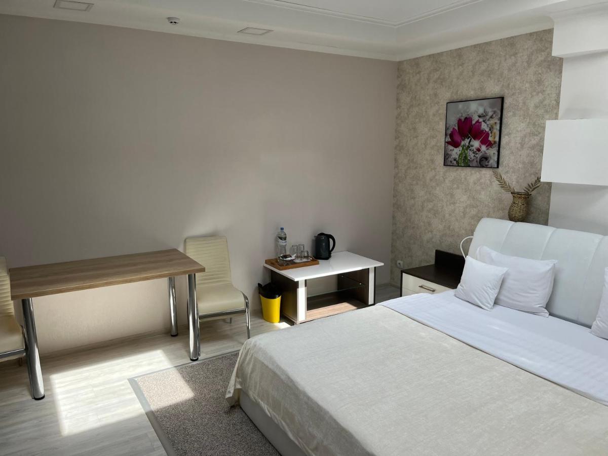Elite Hotel Balti Kültér fotó