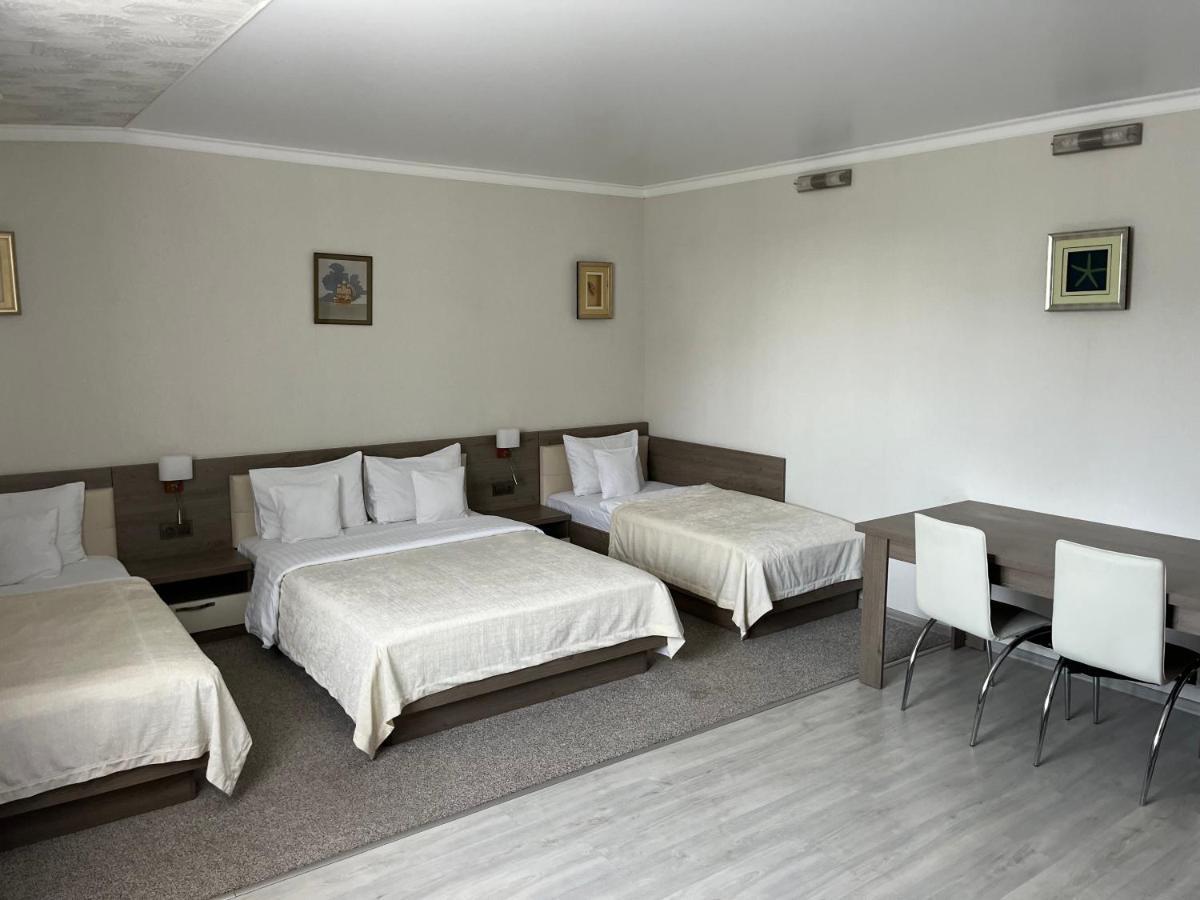 Elite Hotel Balti Kültér fotó