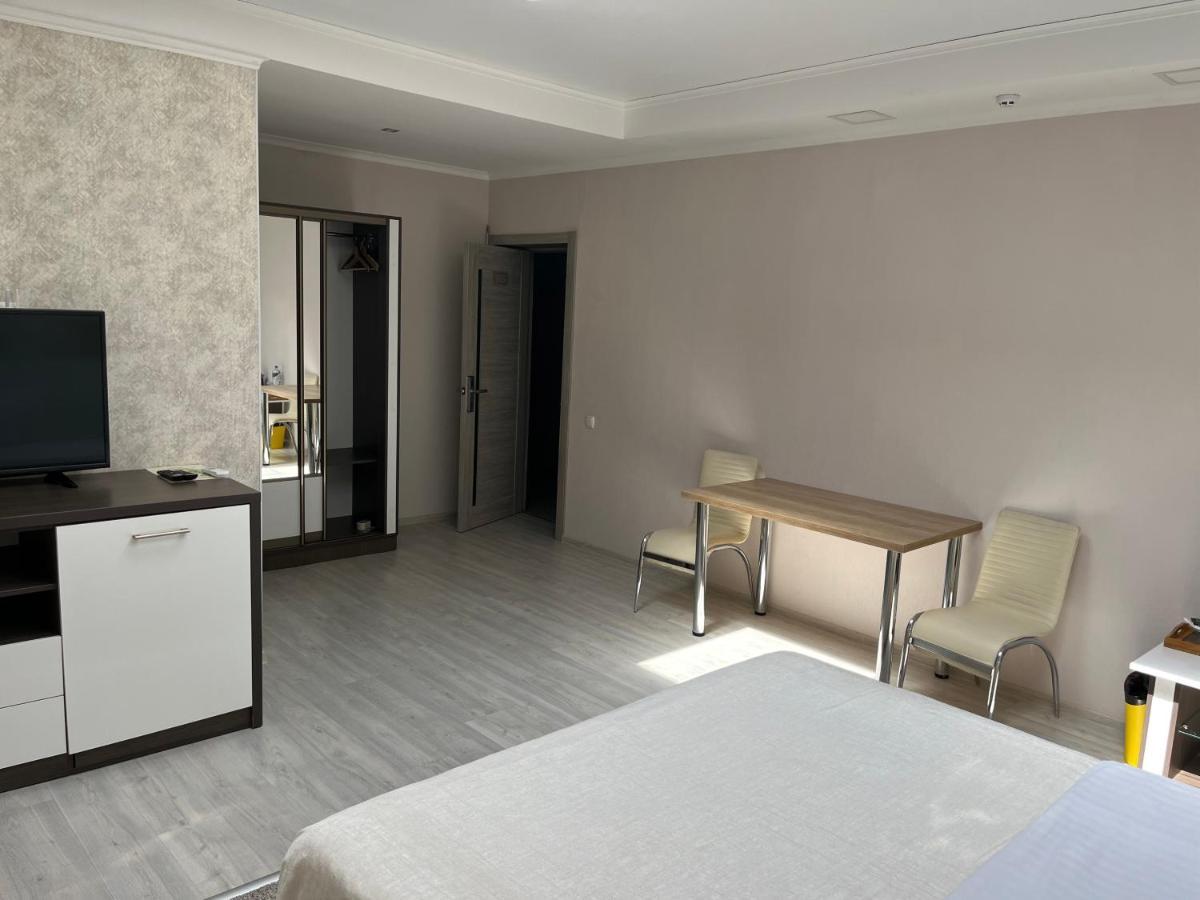 Elite Hotel Balti Kültér fotó