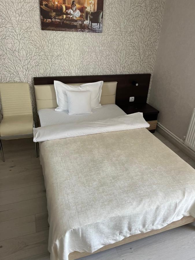 Elite Hotel Balti Kültér fotó