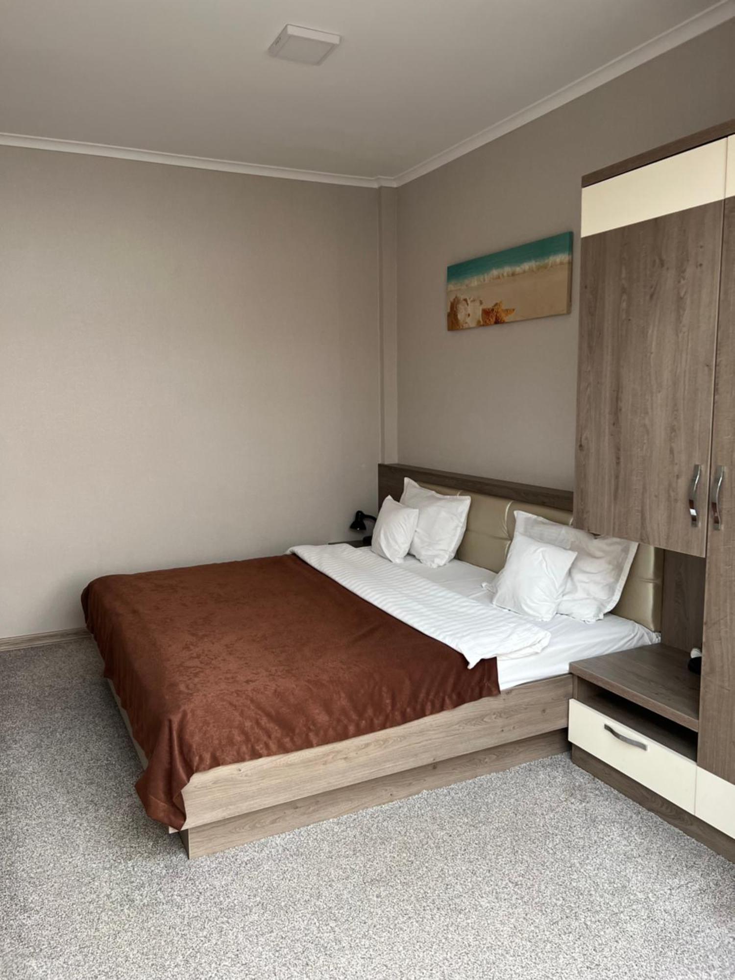 Elite Hotel Balti Kültér fotó