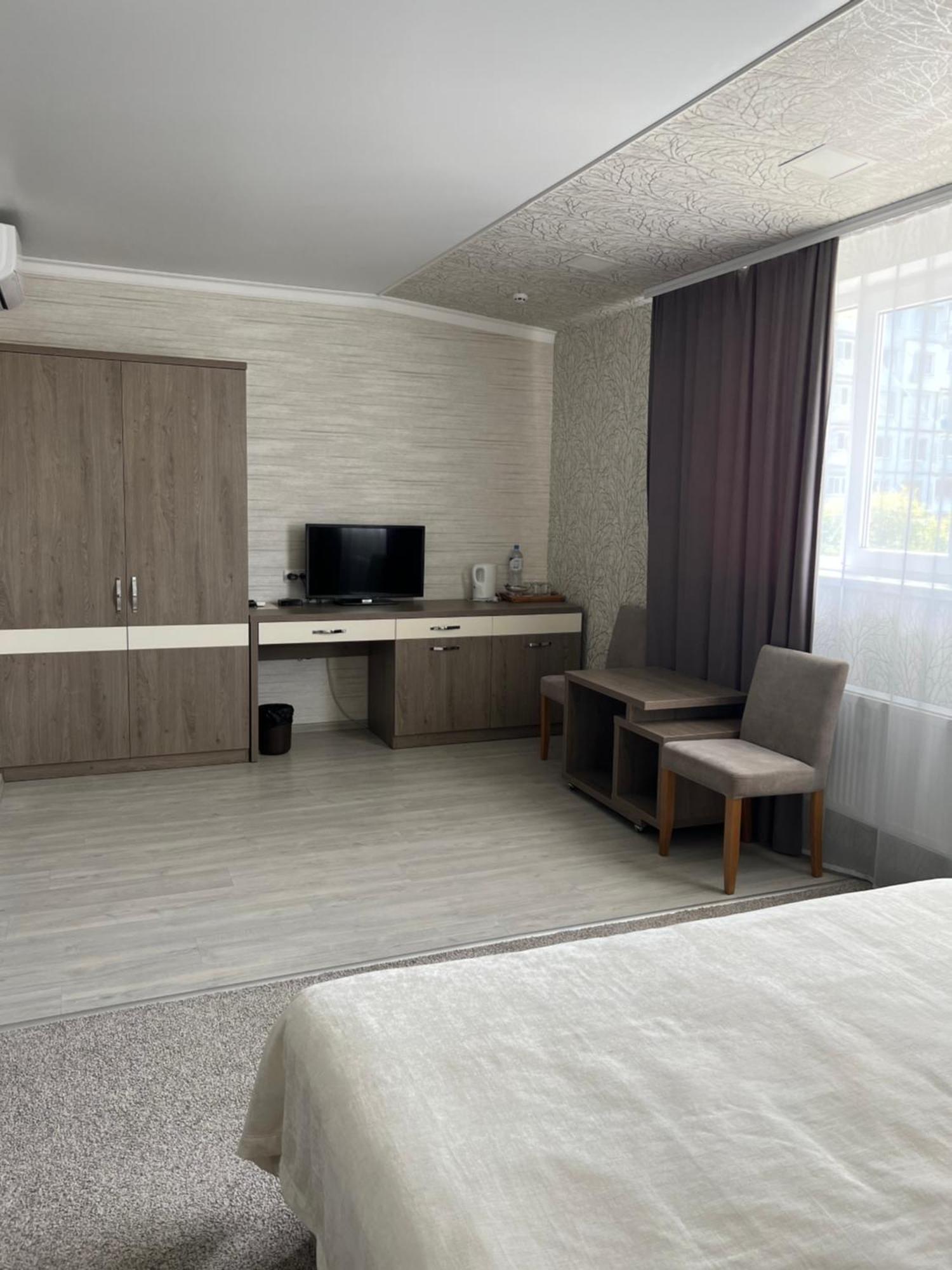 Elite Hotel Balti Kültér fotó
