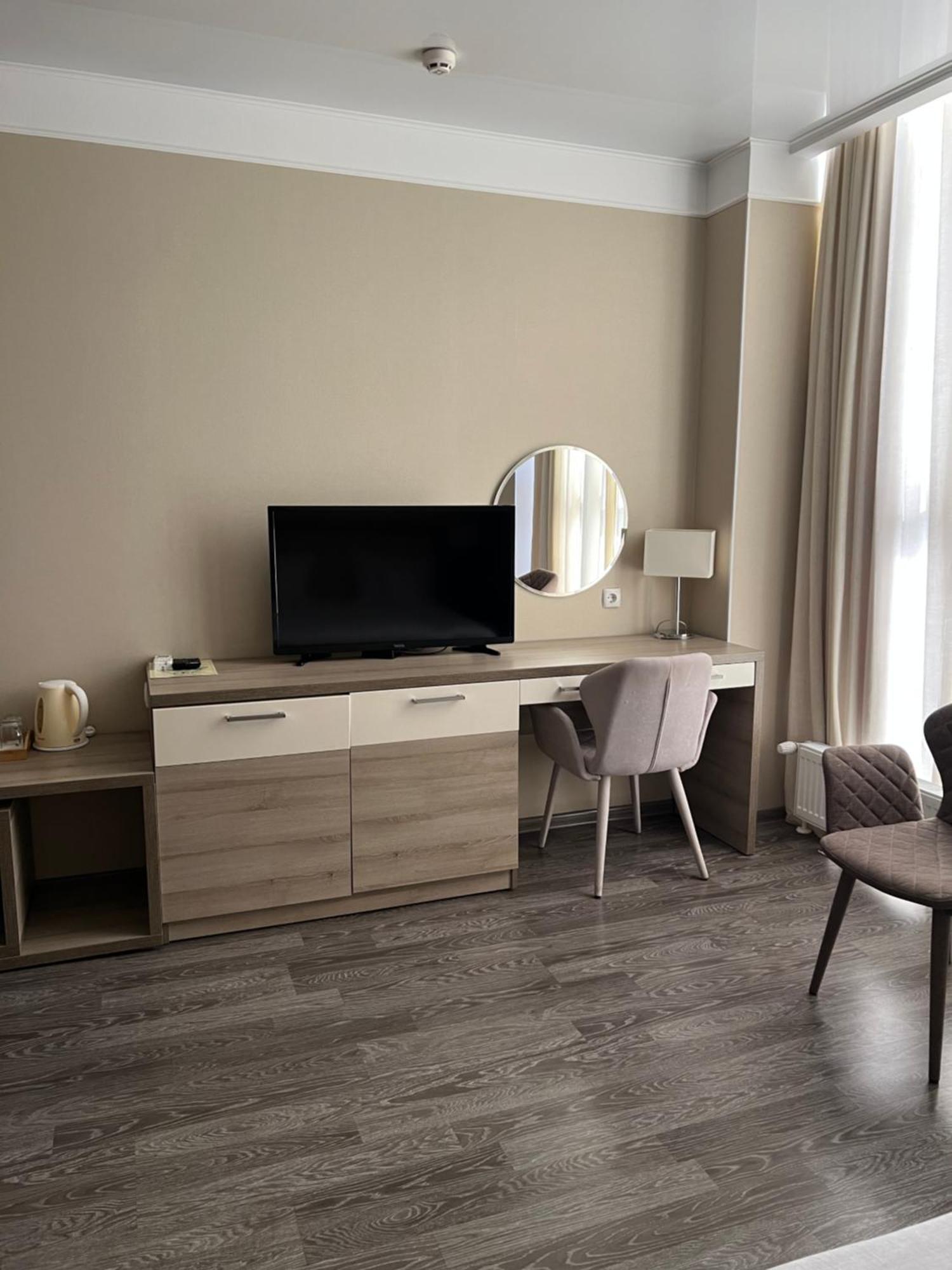 Elite Hotel Balti Kültér fotó