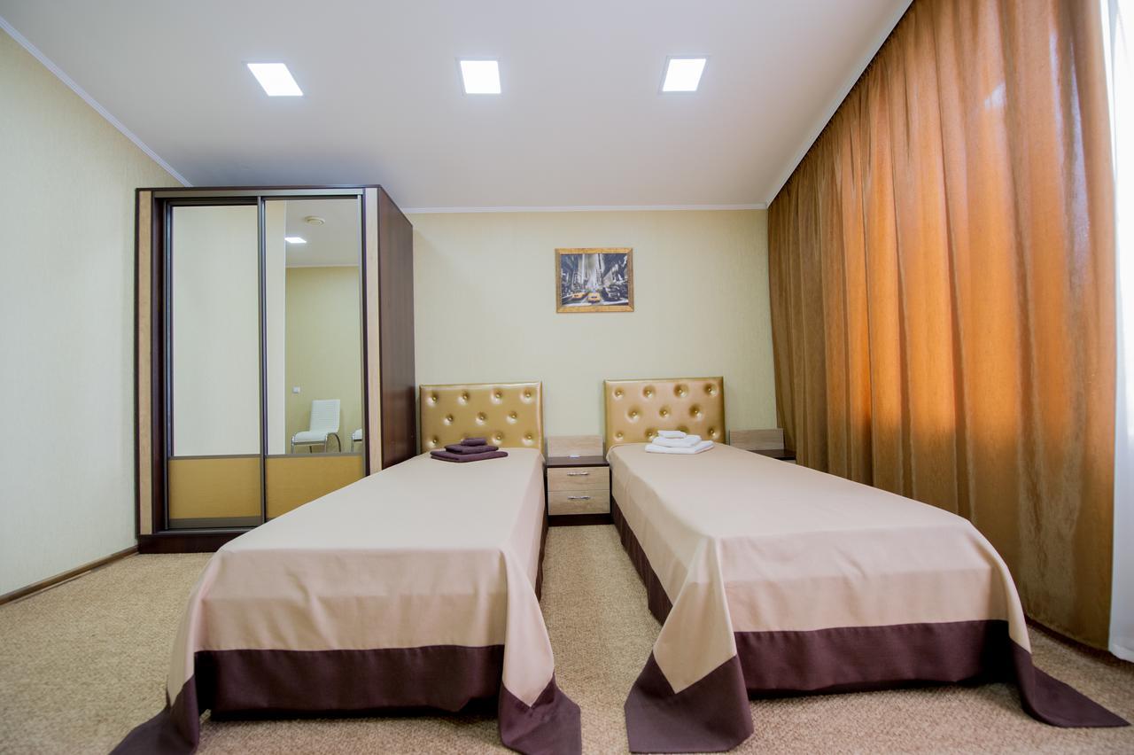 Elite Hotel Balti Kültér fotó