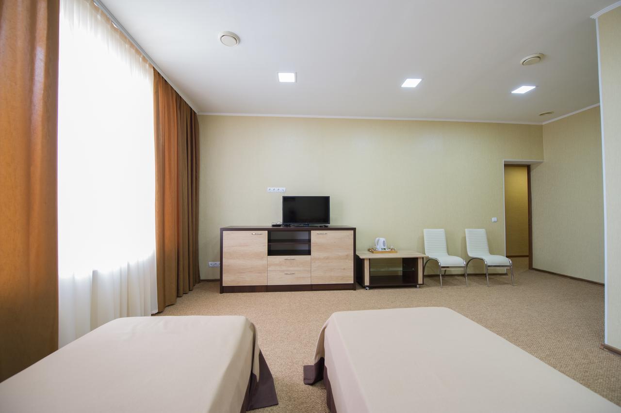 Elite Hotel Balti Kültér fotó